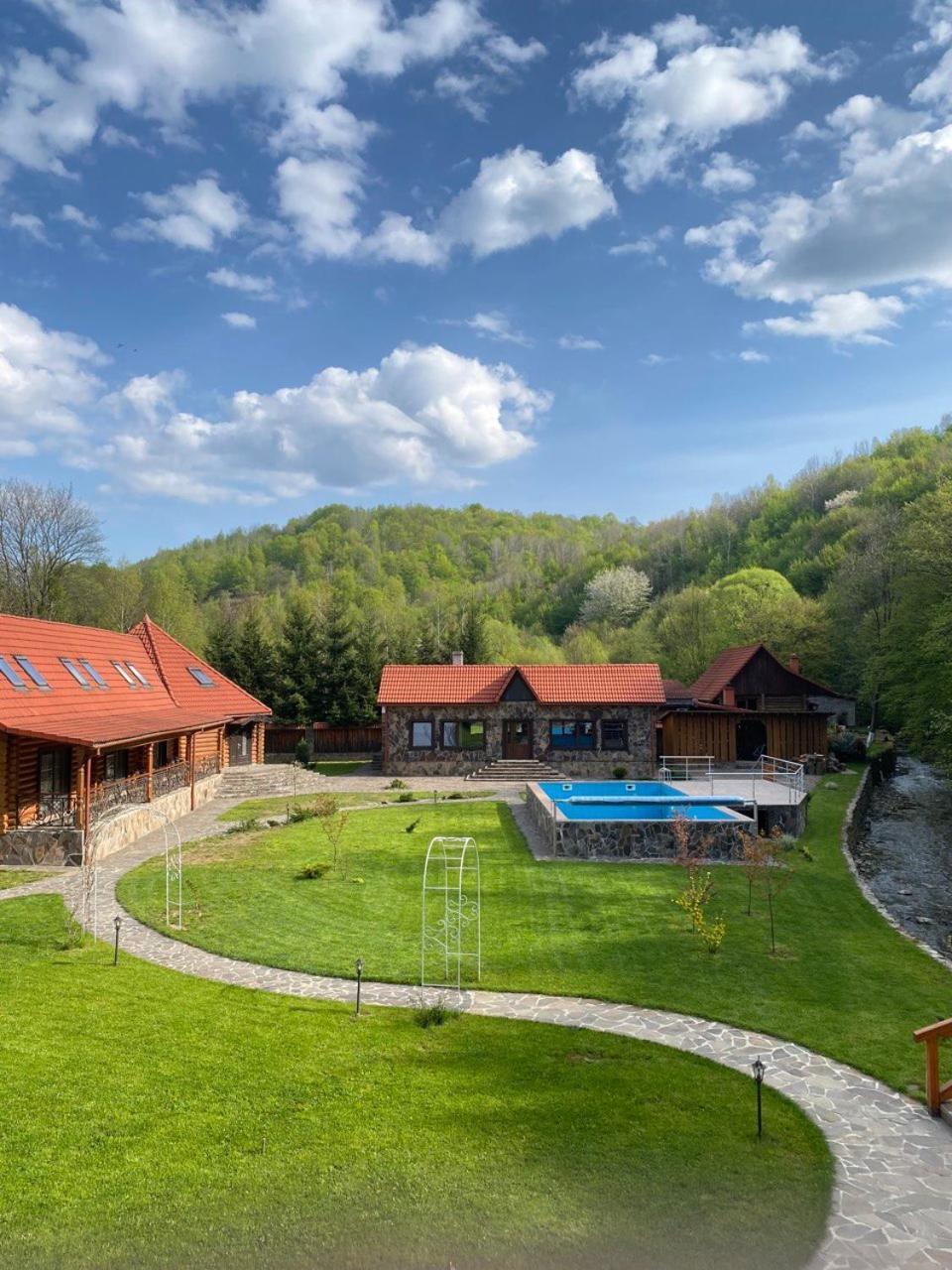 Ferienwohnung Darino Rodnikovka Exterior foto